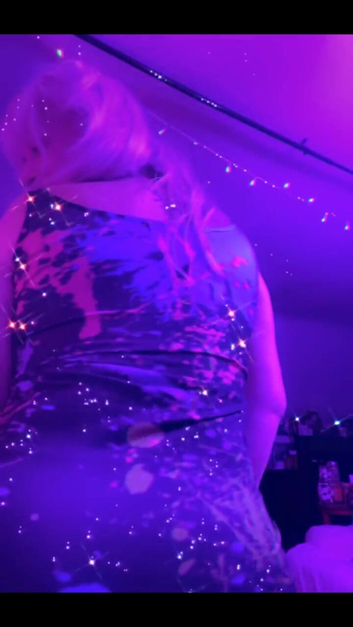 PaintedRose Taboo Femdom Fetish MILF: 오늘 하루 어땠어요? 