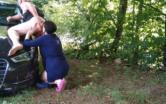 Toilet Mommy: Sborrata Da Una Matrigna Lavoro Di Culo Profondo