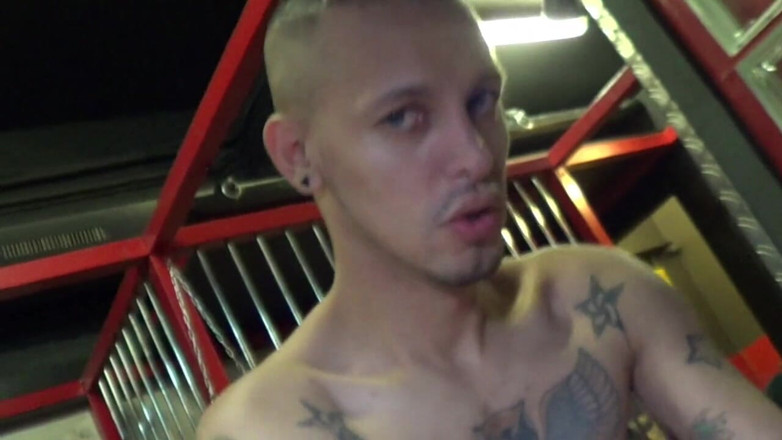 Gaybareback: Французьку повію Девіда Валентина відтрахав без презерватива топ-майстер Латиносіо Уайлд