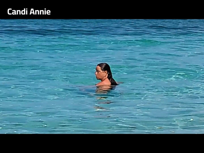 Candi Annie: Crociera Caraibica Con La Sexy MILF Candi Annie GILF