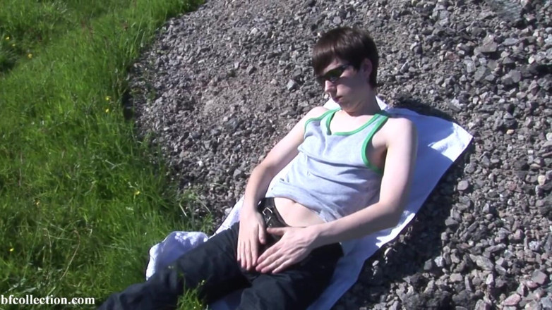 Boyfun: Matt Outdoor