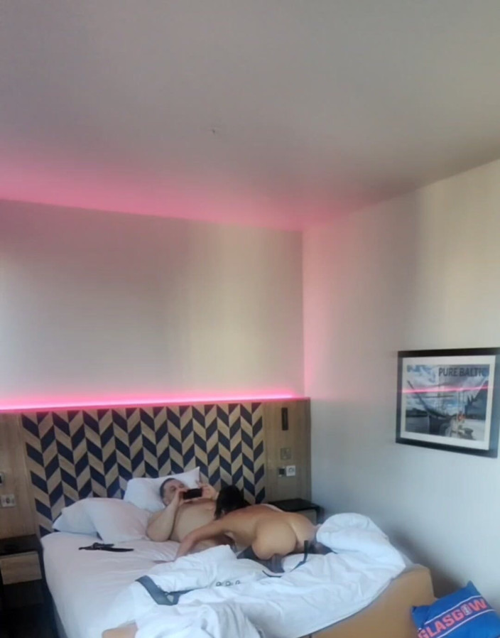 AnalArt AmateursCouple: Pipe et baise anale