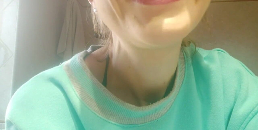 savannahamatoriale: Дивитися у ванній заборонено... Але чудово почути її пердег!