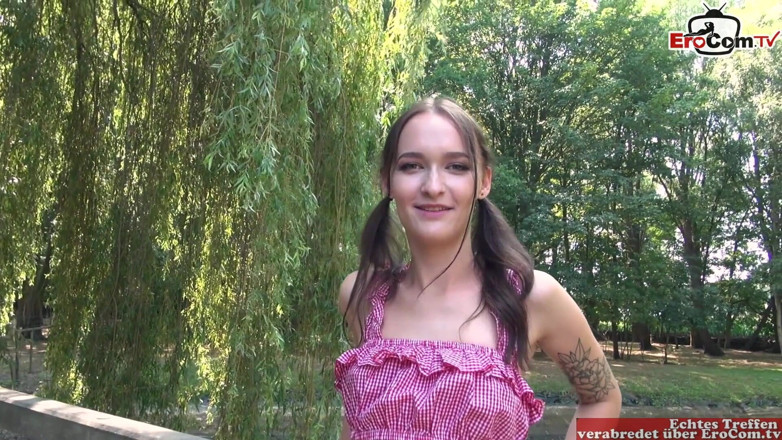 EroCom: Hairy Teen Fucks Outdoor in Her Pink Pantyhose