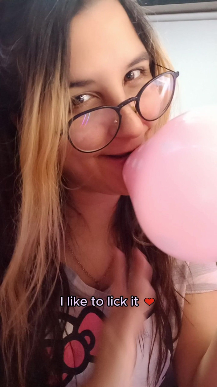 melu_world: Bunny Looner bringt dir bei, wie man einen Ballon aufblast [deu...
