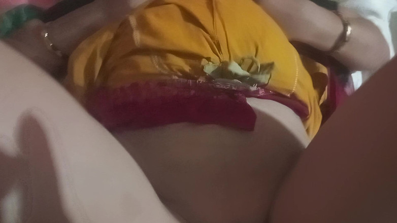 Dr_doom21: Bhabhi Ki Hui Badhiya Thukai Bahagian 2
