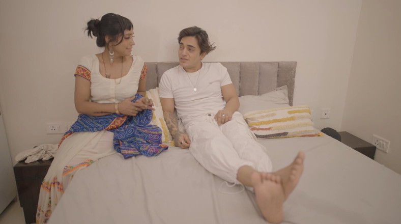 Khiladi69: Seeing the Sexy Maid, Malik Became in the Mood and...