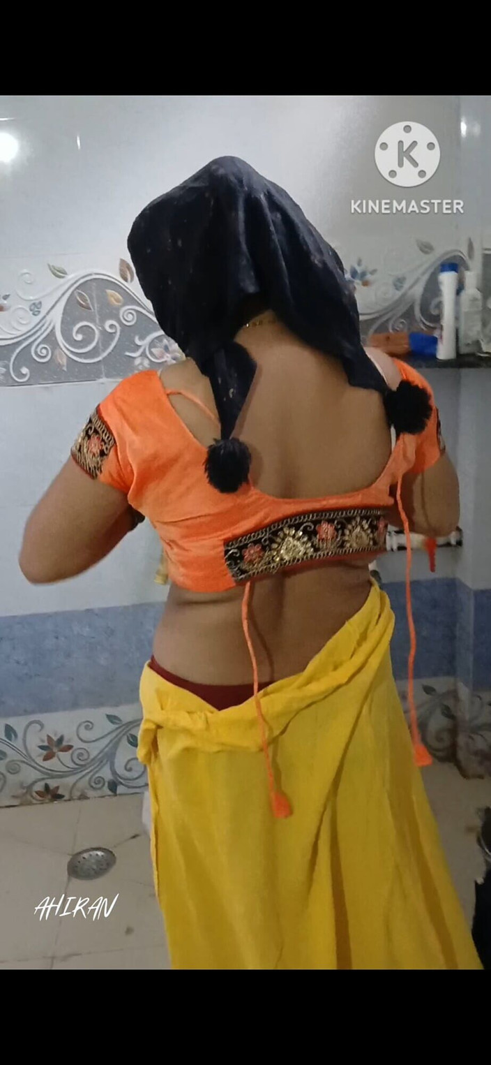Aahan Ahiran: Aahana ! Bain sexy