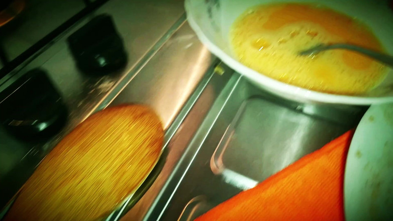 Uncut Lil Midget and Latina Freaky Friends: Pablon3grobar - cocinando con la reina de la garganta
