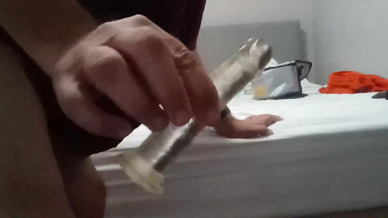 BJ Me: Сіссі Кейдж і крихітний розрив