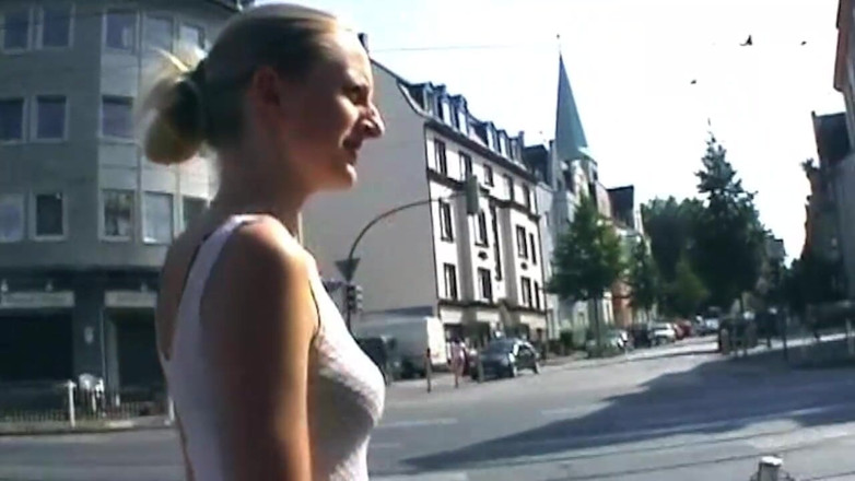 German bitch hunter: Tachinare cu muie publică și explozie cu degetele neglijentă