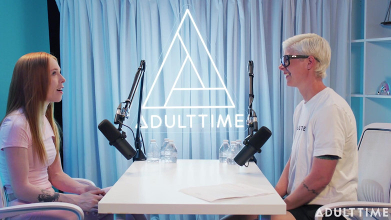 Adult Time Podcast: Madi Collins klystýr, veřejné bjs, &amp; přítel D*ck | čas pro dospělé podcast