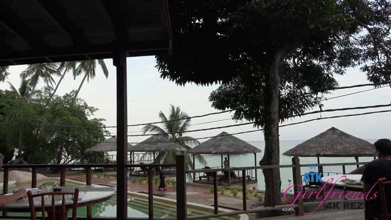 ATK Fans (Girlfriends): Kỳ nghỉ ảo Tioman Island đến Singapore Elena Koshka