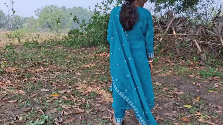 Sumaj: Un couple indien baise sa femme avec son mari