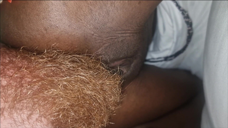 Missblackreey: Como acalmar sua meia-irmã negra - lambendo o cu!