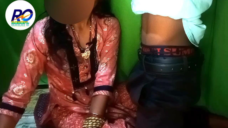 ROBOPL Xhamster: Adik tiri desi dan abang tiri
