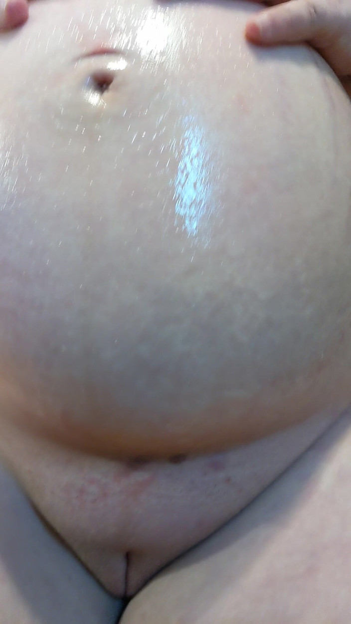 Sin Spice by Sophia Sinclair and Jasper Spice: 40 veckor gravid oljande mage