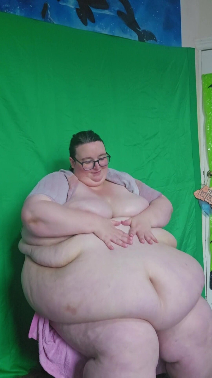 SSBBWLadyBrads: SSBBW nach der dusche sinnliche massage