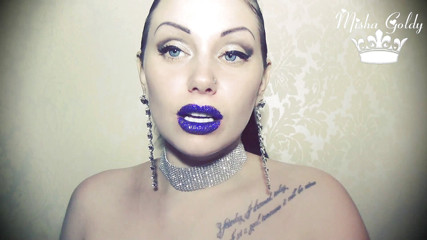 Goddess Misha Goldy: Lèvres bleu scintillantes glamour