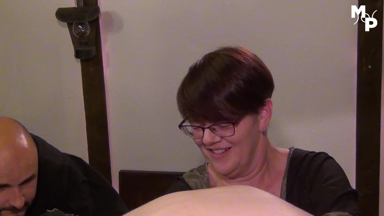 Schwester Sandra: Padrona Sandra e Marcus Pollack fistano i loro schiavi bisex