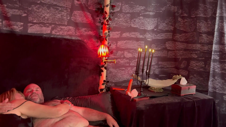 Aaexperinces trans: Partie 6 - Lanista Ours présente notre nouvelle servante Jayne et teste...