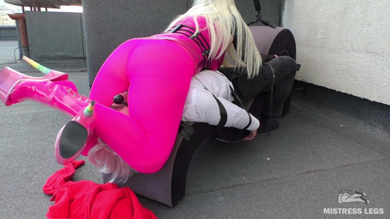Mistress Legs: Intense Rooftop Nylon Ass Riding Boss Lady Non-stop Grinds Her...