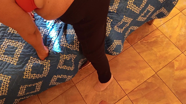 Moo DBOXXX: Moje zralá křesťanka se učí sát mého ptáka, nehodí se