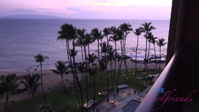 ATK Fans (Girlfriends): Liburan virtual hawaii bareng anya olsen 1/11