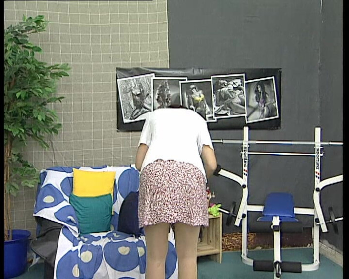 YOUR FIRST PORN: Jessi Hat 그로스 샤멜립펜 - 큰 음순을 가지고 있는 Jessi