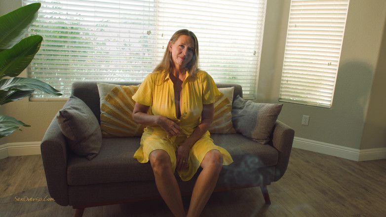 Sex Over 50: Vestido Amarillo Solo