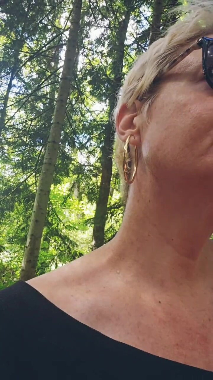 Sofy13: Willst du einen guten schwanz im wald lutschen?