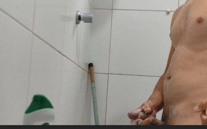 DaddyDoted: Big Sexy Boy Gets Horny While Taking a Shower.