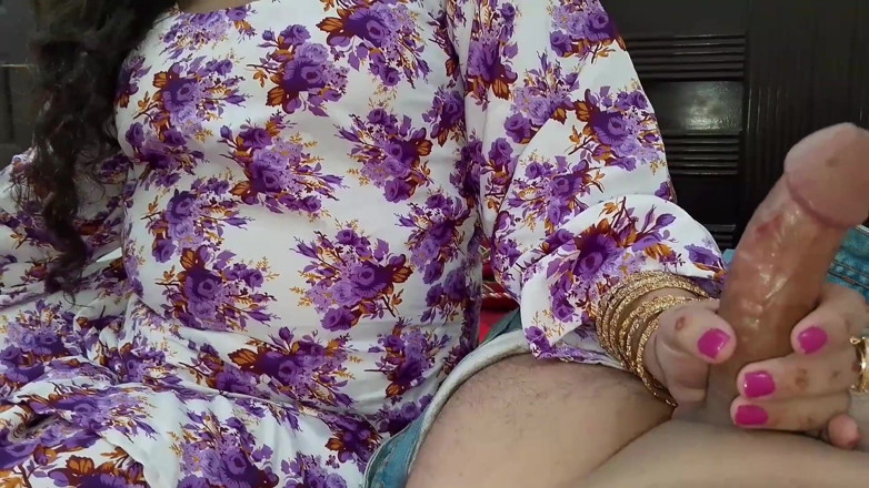 QueenbeautyQB: El esposo se llena de gusto cuando la esposa de...