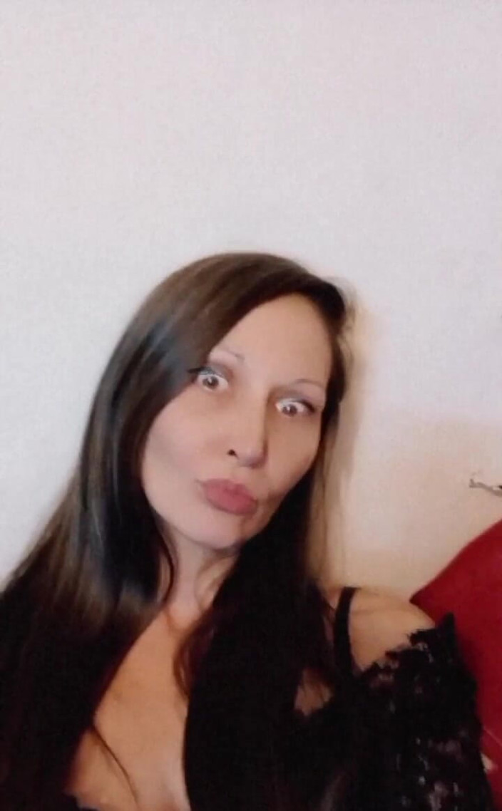 Dominatrix Redsonyja: Fiecare răspuns, în cazul în care el lasă un comentariu despre ce...