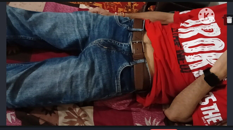 Desi__Panda: pahli baar mainne kasarat ke baad aadhi raat men apne...