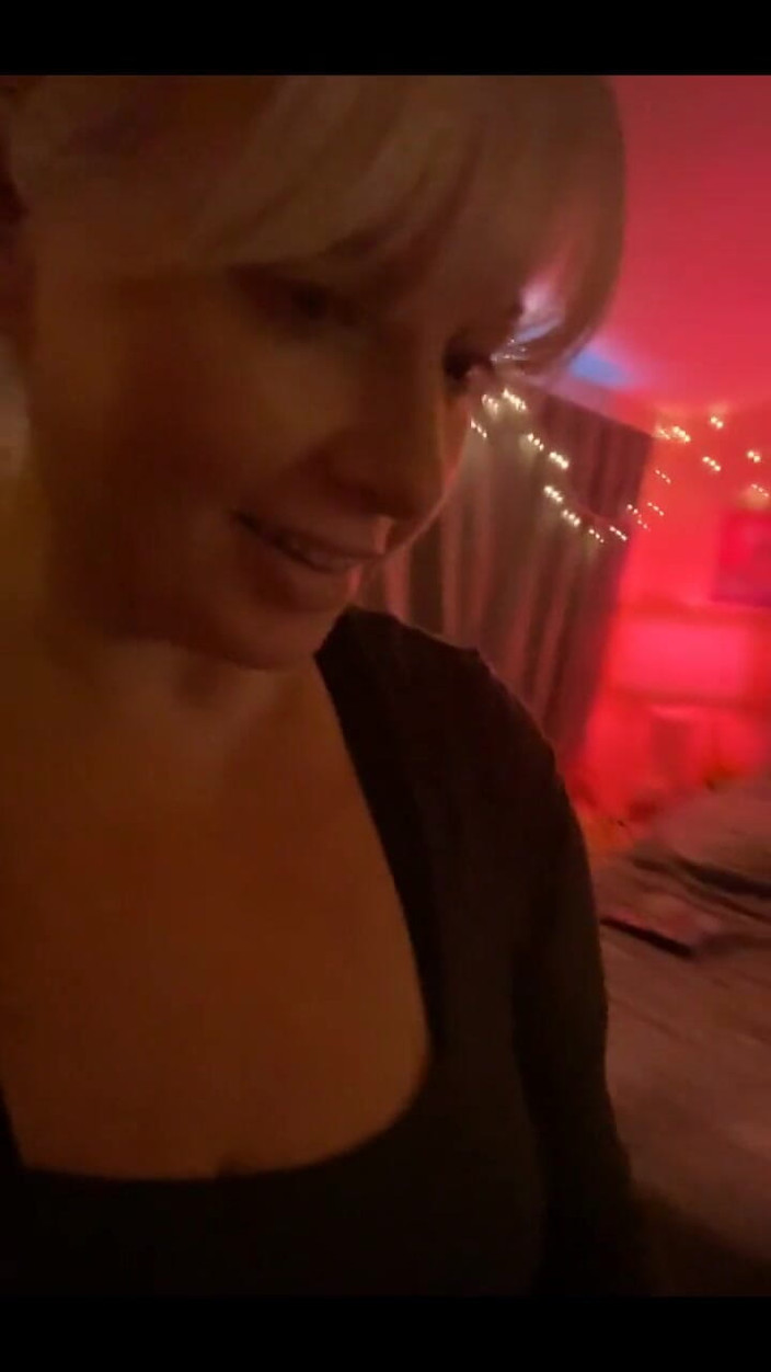 PaintedRose Taboo Femdom Fetish MILF: Devo pulire questa camera