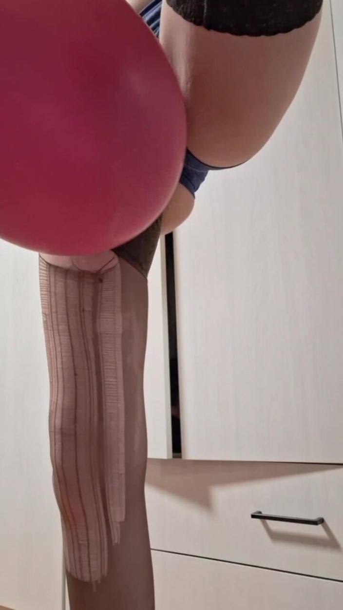 ElzaKom: Sexy ballons paní Elza Kom