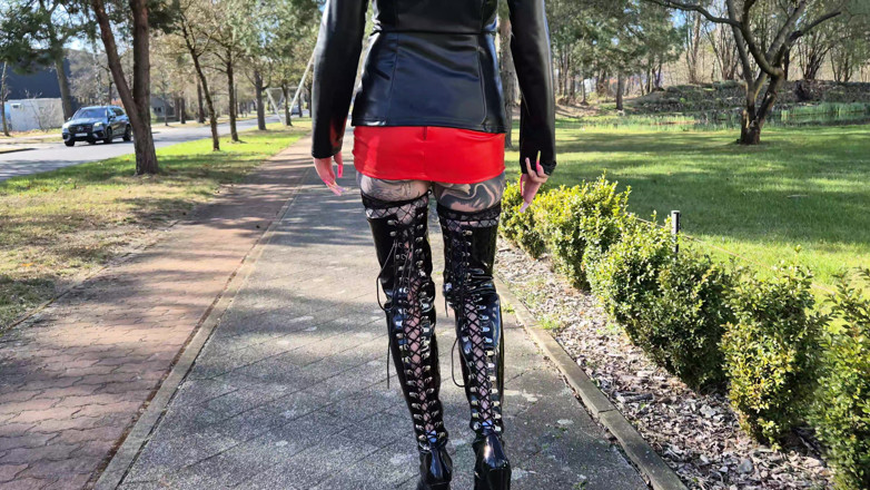 Amoresia: Une balle dans la chatte pour mon Chucki