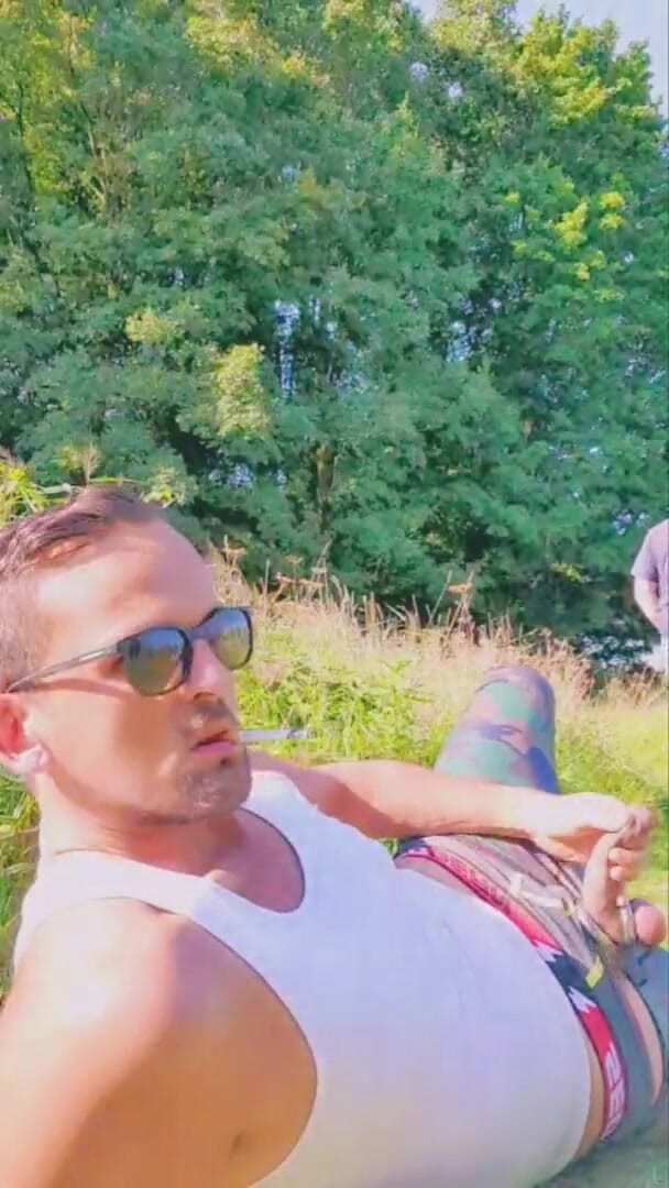 Slutboyben: Maiale ninfomane da crociera esposto