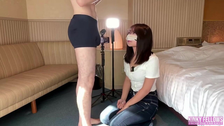 Asian cutie: Ragazza tranquilla sfrenata quando la bellezza degli onori mostra il...