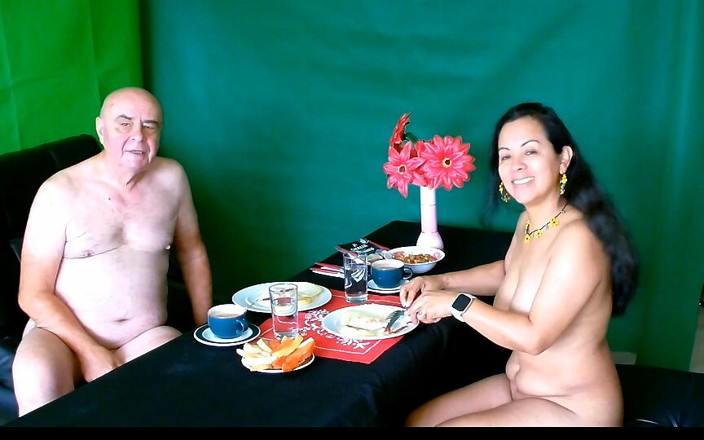ADAMANDEVE: mujhe bharo, mujhe Garabas aur Olpr ke saath mahsoos karo