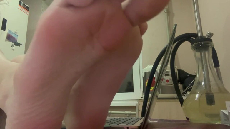 Skinny_lady69: CEI ve yakın çekim ayaklarıma tapıyor