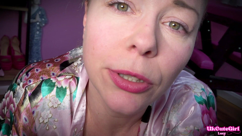 UKCuteGirl Lucy Lauren: Le petit dentiste minuscule a le goût du bacon avalé...