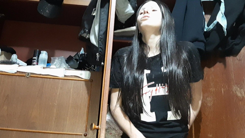 Lesbian-illusion: Komşumu mastürbasyon yaparken yakaladım ve mastürbasyon yapmaya başladım - lezbiyen illüzyon