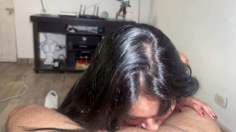 cxlila: Pikap Awam Amatur: Peminat Latina Dengan Pornhub Backpack Memberikan Blowjob...