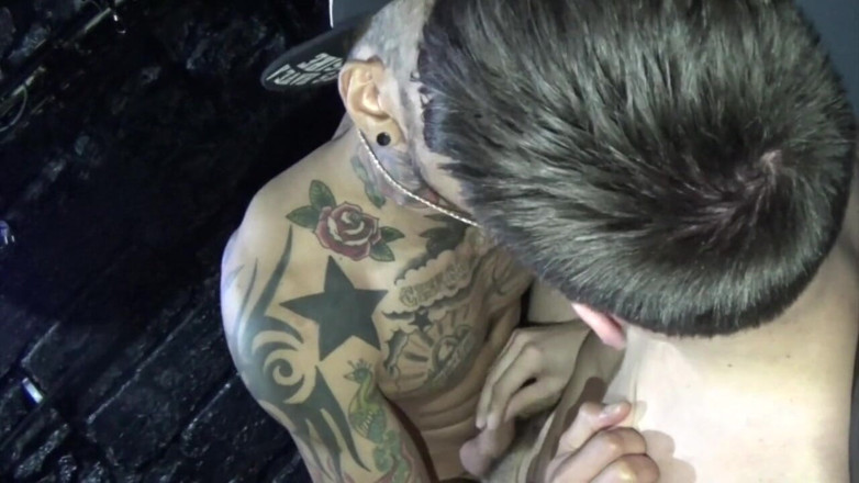 Gaybareback: Fransk slampa knullad barbacka av Pablo Bravo
