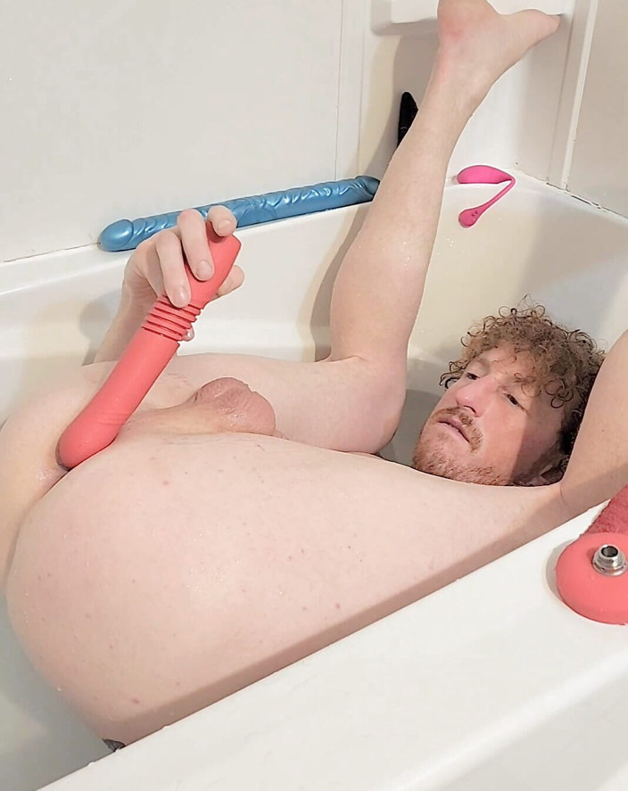 BigTallRedMan: Ginger Twink kendini sikiyor! Çifte penetrasyon!l eft ağzı açık!