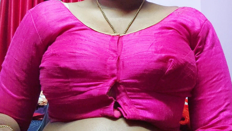 Desi Mohini: Ma demi-sœur s’amuse avec son demi-frère coquin.
