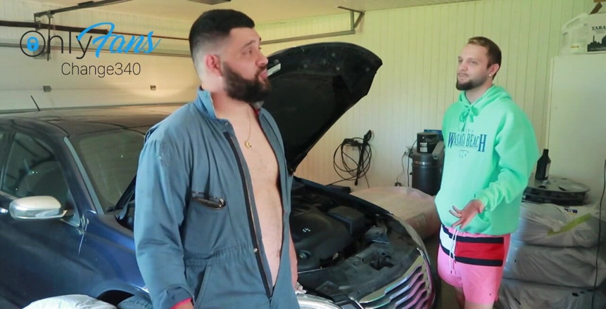 Change340: Whats Better Than Getting a BJ on the Hood of...