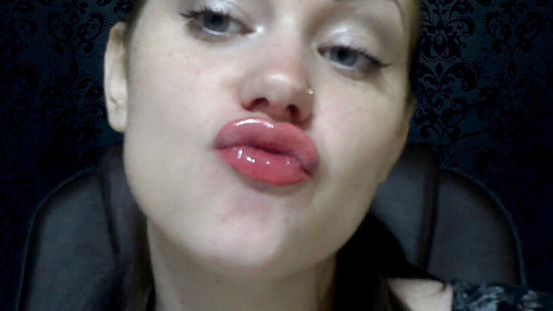 Goddess Misha Goldy: Fetish bibir! Mencium! Gloss bibir!